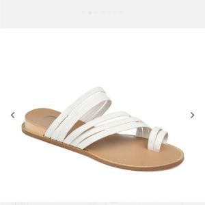JOURNEE COLLECTION CONSUELO SANDALS WOMEN’S